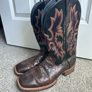 EUC Men’s Ariat Square Toe Boots size 10D